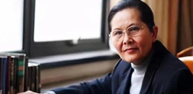 “我只记得国家给了我什么，从不记得国家没给我什么。”我国半导体领域顶级专家李爱珍