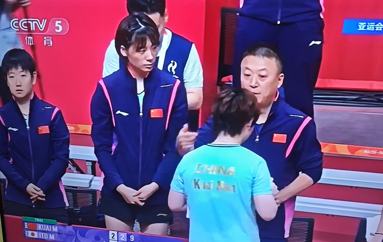 是谁给了孙颖莎这么足的底气？
      按照国乒的老传统，团体赛开打后，第二盘
