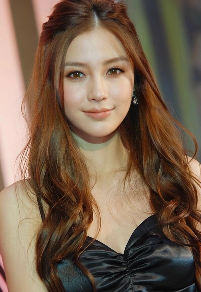 angelababy *杨颖 2010年7月1日上海📍出席Peach John