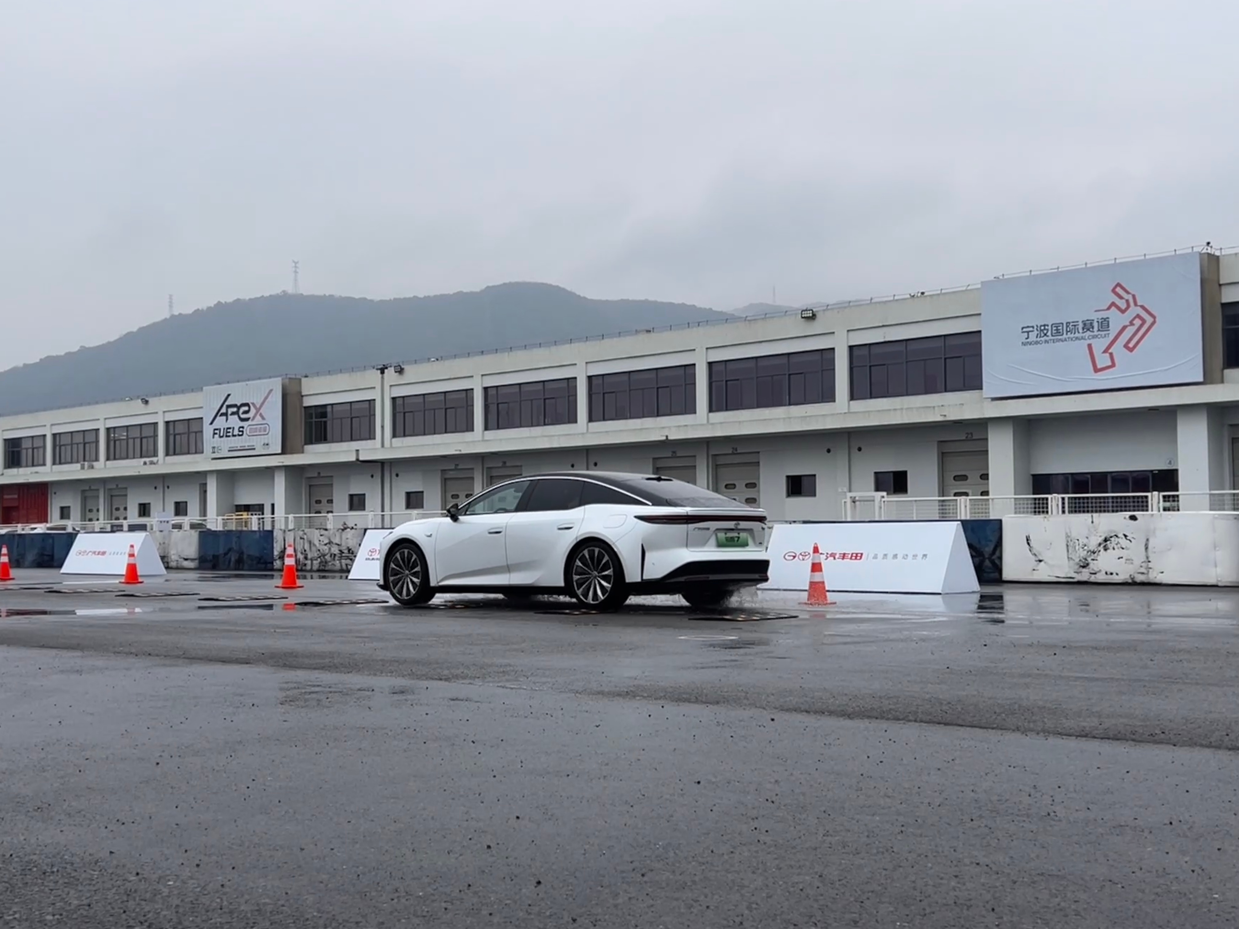 一台车除了参数要好，更重要的是驾驶感受，二者结合才是真正的好产品。铂智7首轮动态