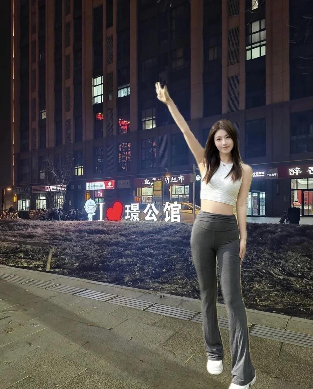 保定
一个有温度的城市 期待你的光临 熟悉的地方