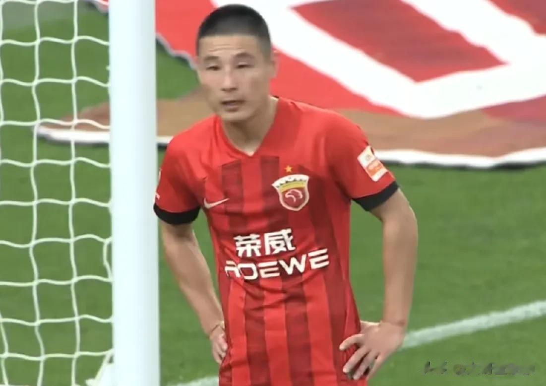 武磊动手了！这个动作不给牌？[what]

北京时间6月3日18点，中超联赛本轮