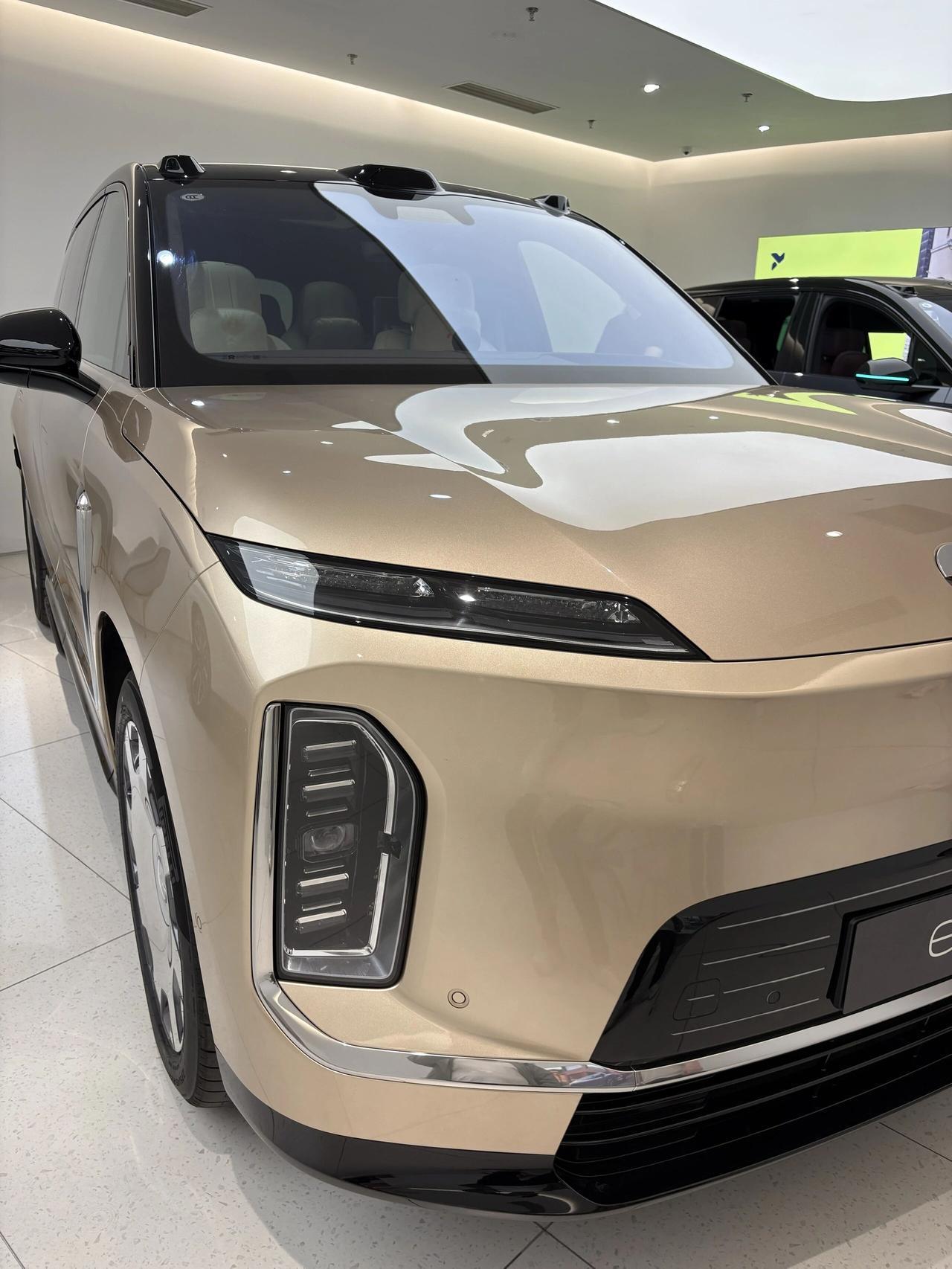 蔚来ES9将会成为旗舰SUV的标杆如果定价延续第三代ES8的定价逻辑，给ES9定