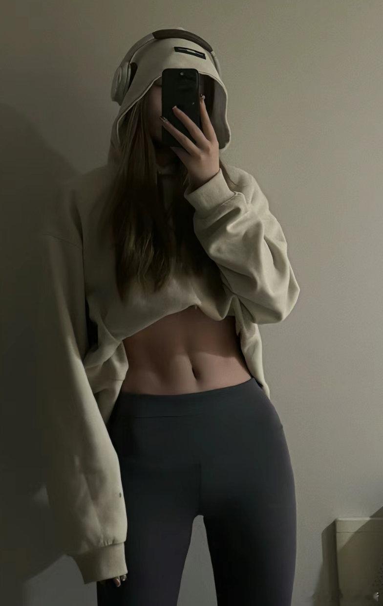一人一句，介绍自己 ​​​