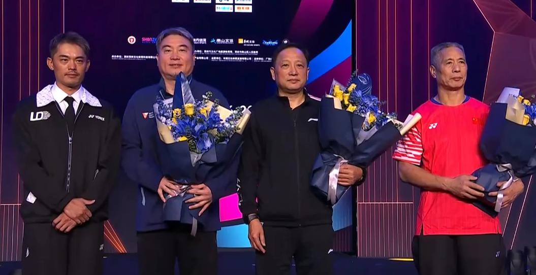 不是熊国宝会说话，林丹就尴尬了。
天王杯是林丹创办的。2025年天王杯搞得渐成规