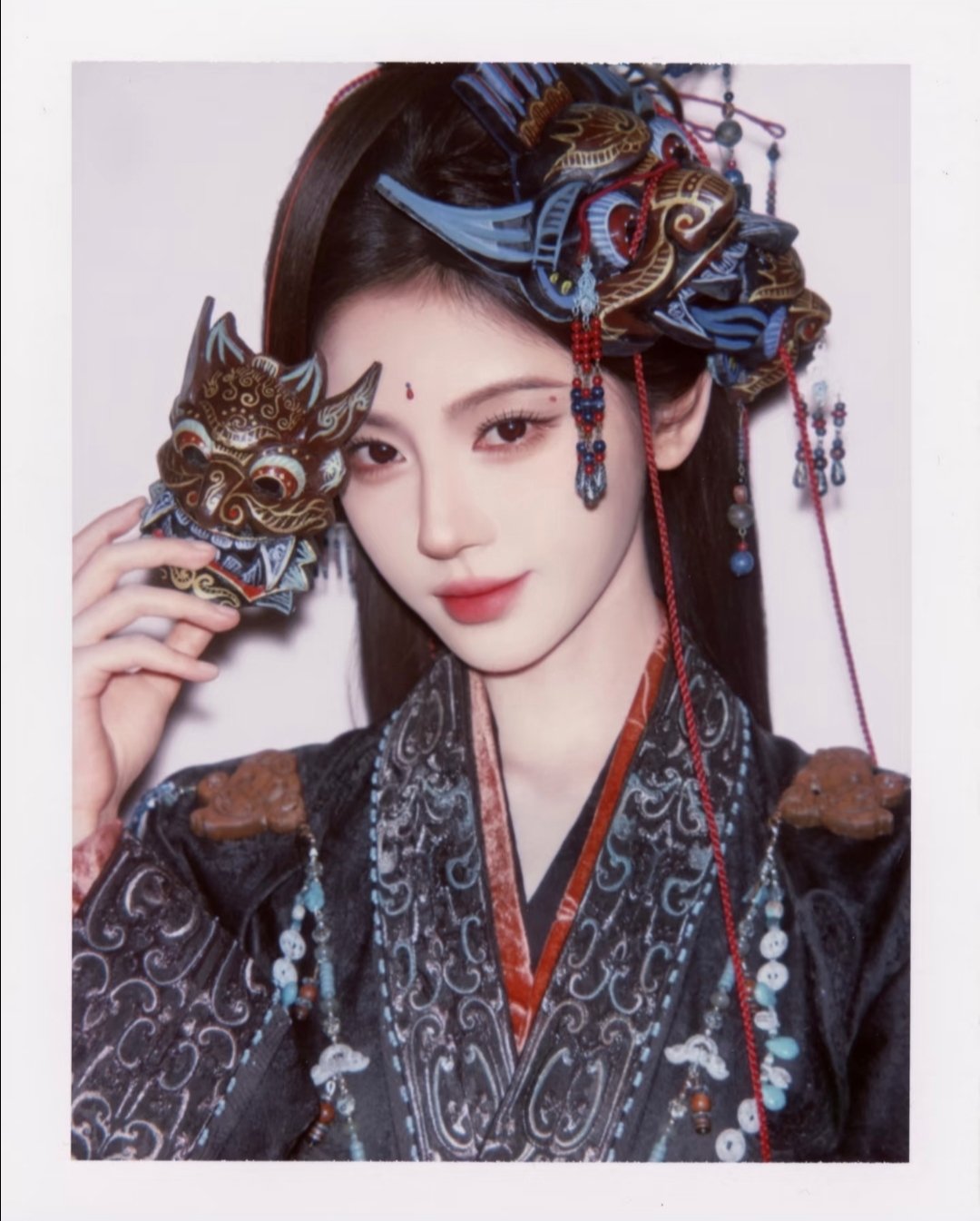 鞠婧祎穿古装拍撕拉片谁懂啊太美了 