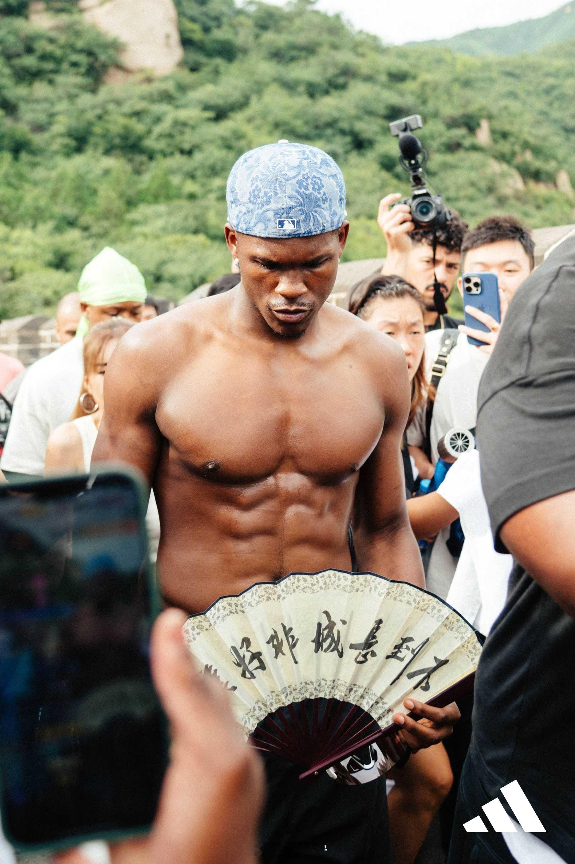 年少有为的好汉NBA顶级弹跳败给长城 ​​​