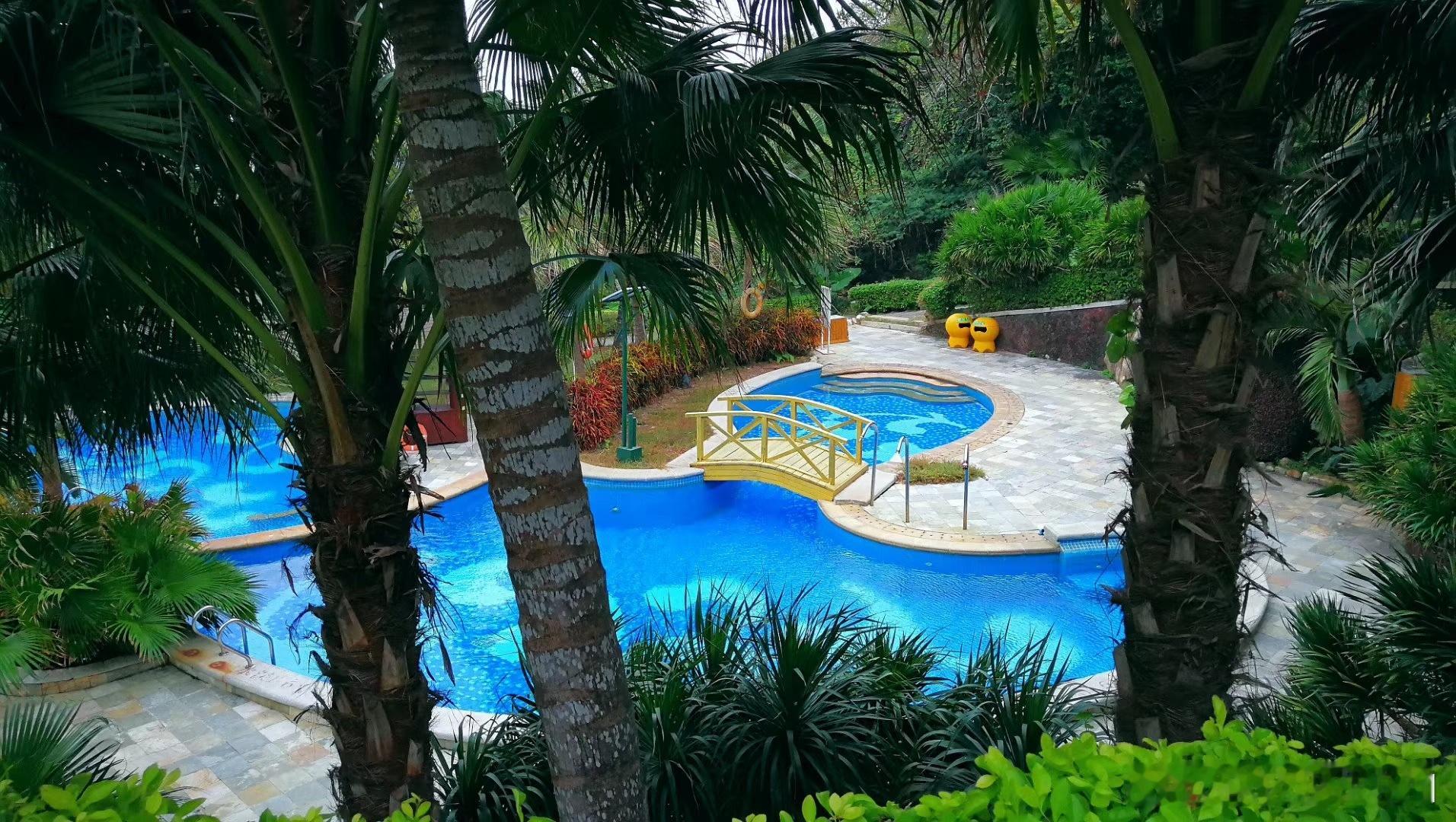 你喜欢的人，应该是你的动力，而不是你的伤口；你喜欢的事，应该让你充实，而不是让你