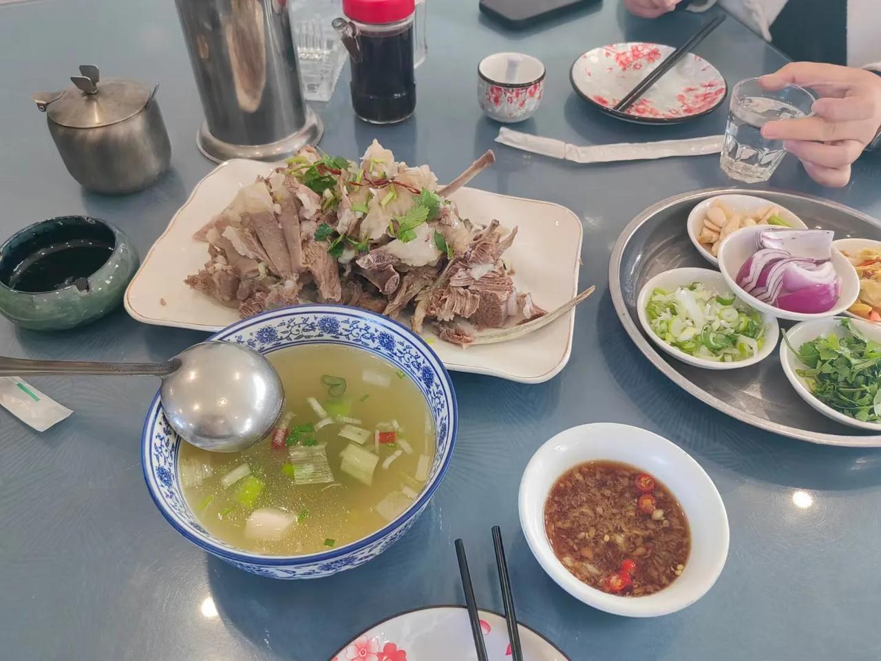 您认为羊排好吃
或是羊汤好喝呢？