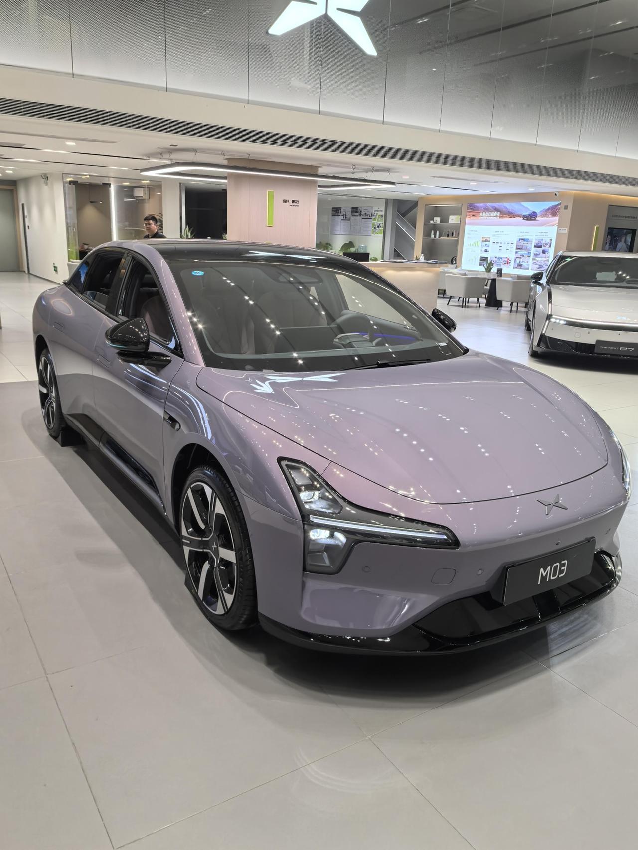 26款小鹏MONA M03：12万级纯电轿跑，真的太“卷”太香了！先说最直观的价