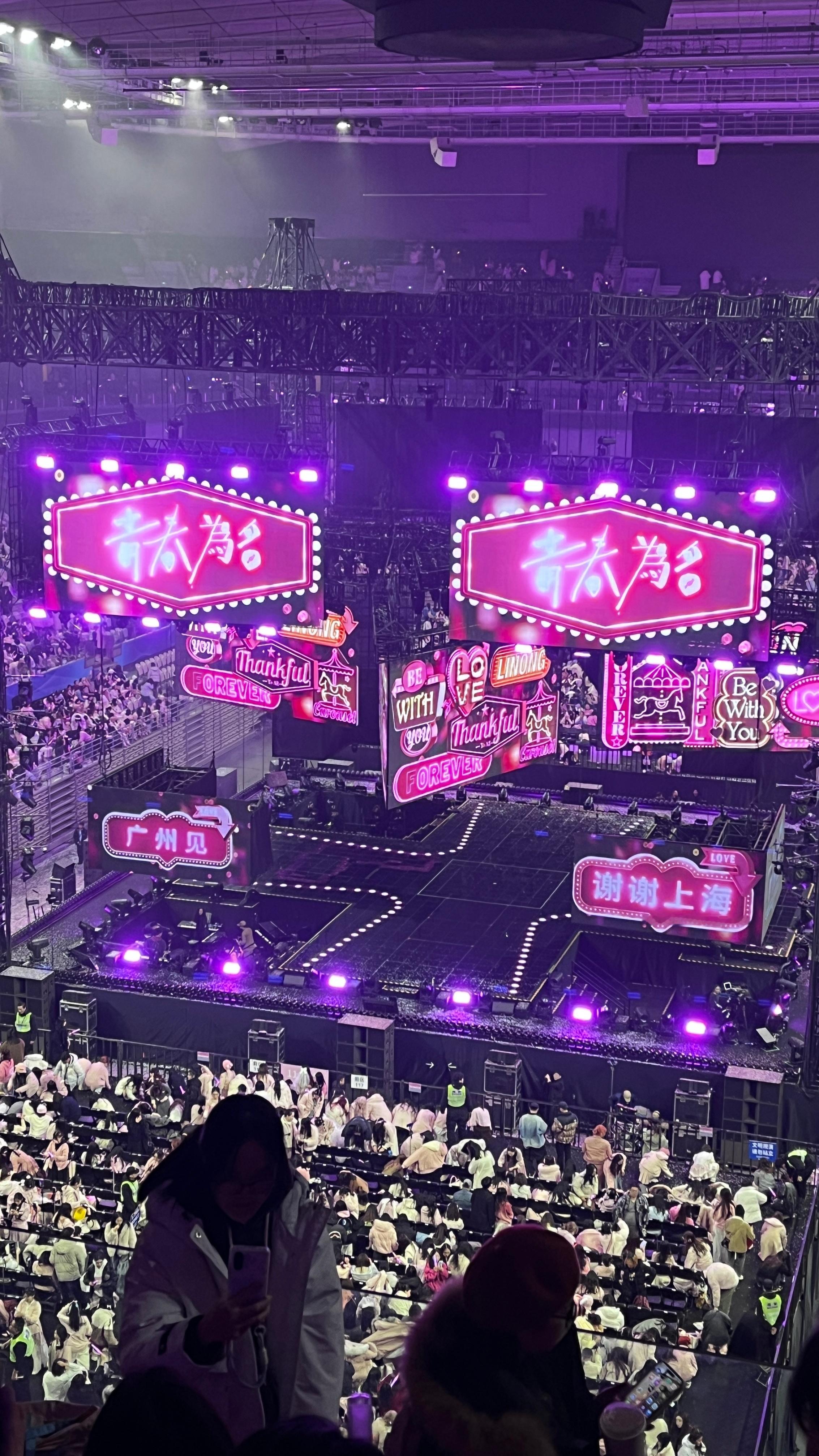 青春为名 一周年快乐🐰！ 