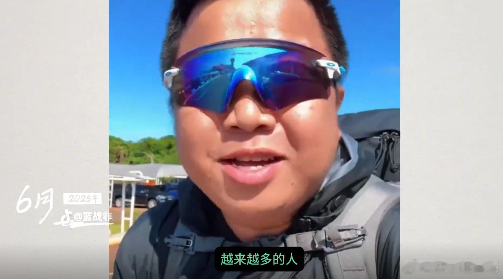 2025的旅行高光时刻 四月走进葡萄牙阿尔法玛区的小巷，无意间闯入法多酒馆。听着