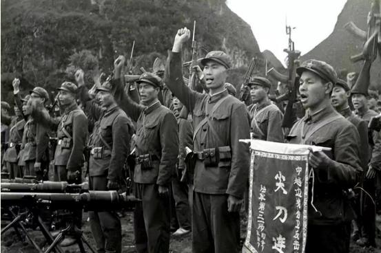 1984年，越战一等功英雄杜海山，因每月工资有72元，却只给家里6元，被妻子告上