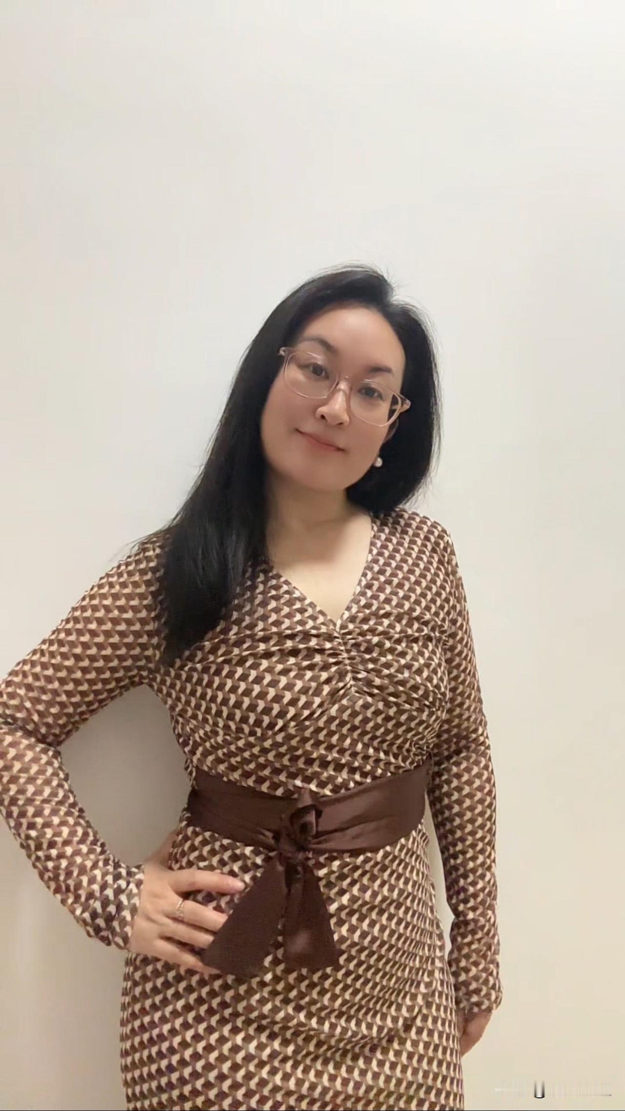 来到英德的这个项目这个饭堂做饭很好吃，然后每天胃口特别好，不知不觉就胖了10斤。