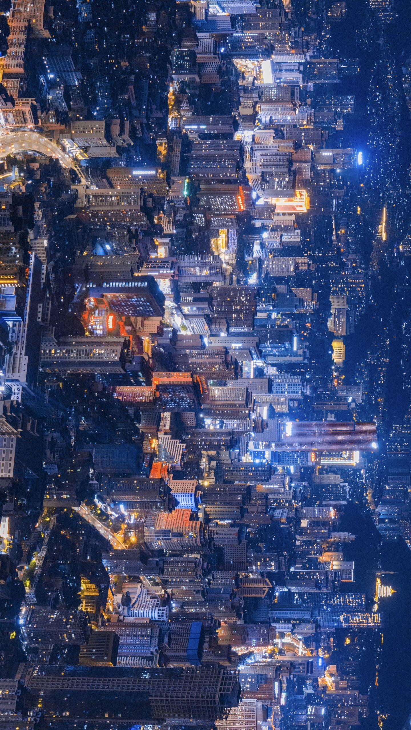 这不是纽约也不是北上广深，这是贵阳的夜景。这个夏天来贵阳避暑吧，喜欢这...