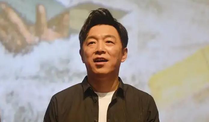 这几年黄渤的发展却不尽人意。
一方面黄渤拼了命想突破，演一些看起来高大上的角色，