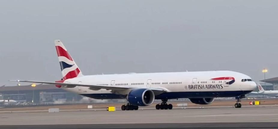 1月28日下午，英国首相斯塔默抵达北京正式展开访华行程