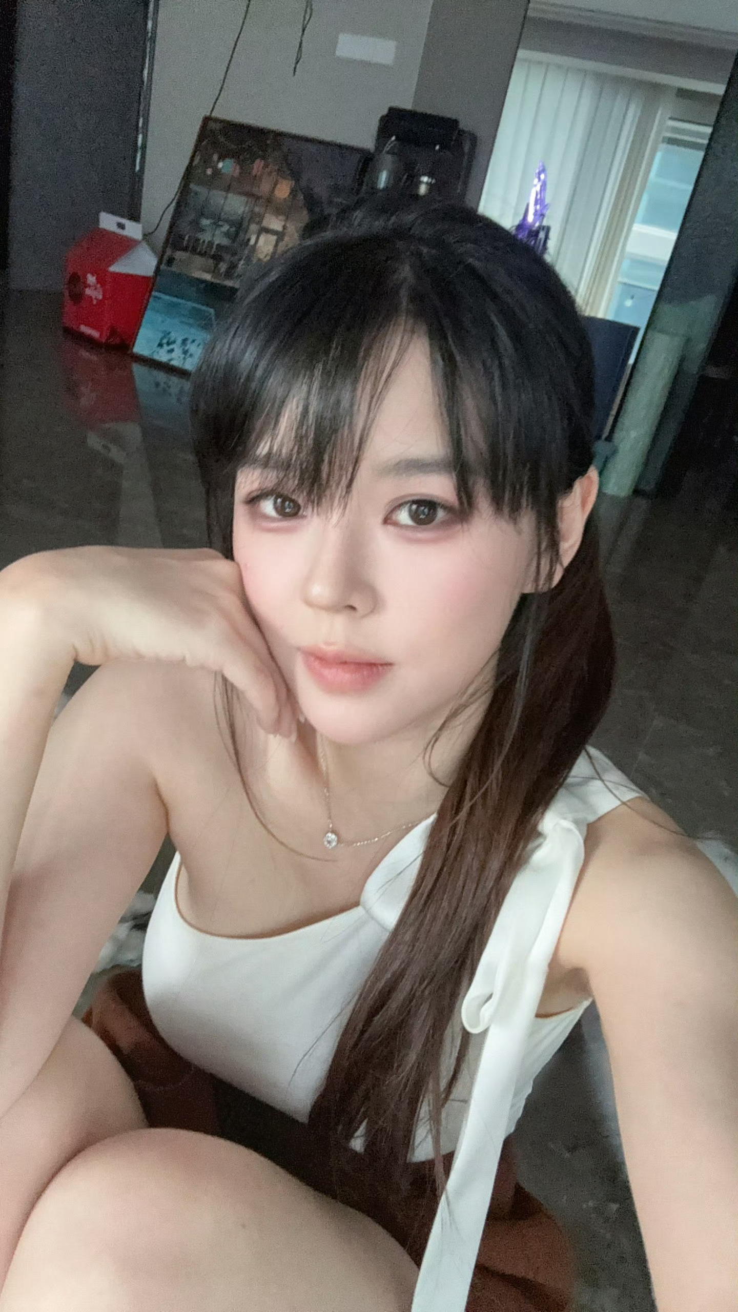 沫子阿姨眼神拿捏的死死的 