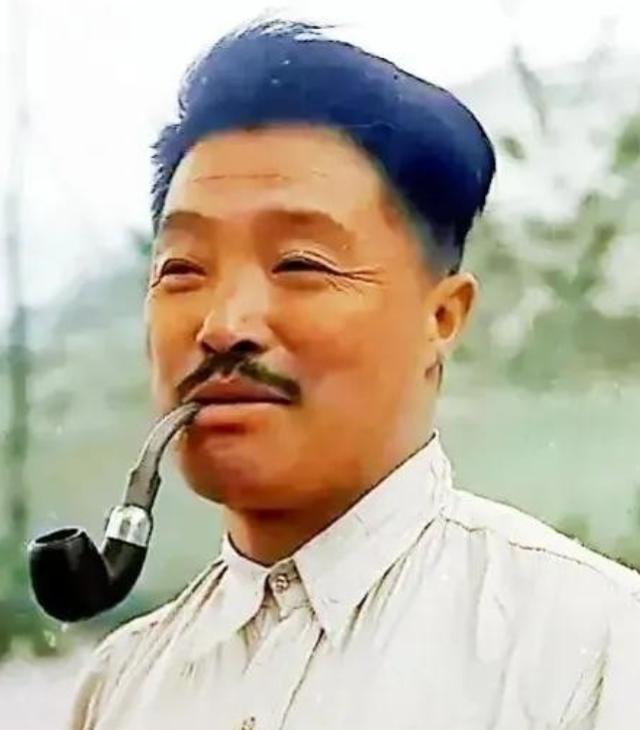 1947年7月23日，小河会议结束后，毛主席突然找到贺龙， 说出一句藏在心里的话