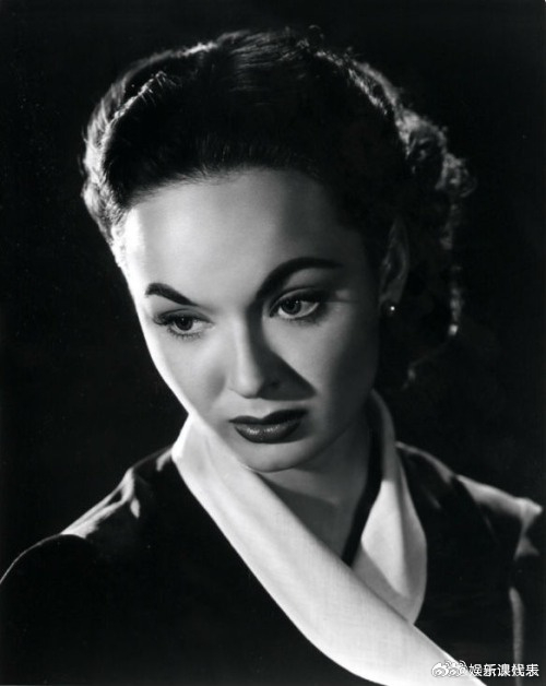 演员安布莱思去世 据外媒，美国演员安·布莱斯Ann Blyth于24日去世，享年