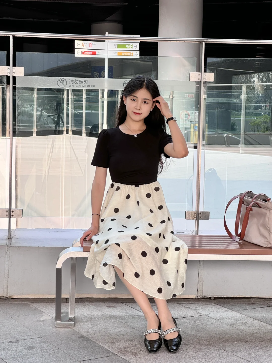 夏天 波点气质穿搭🖤 | 97年大专老师OOTD