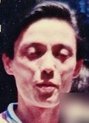 老天爷给中年男人最刻薄的幽默，就是让该长发的地方寸草不生，不该长毛的位置野蛮生长