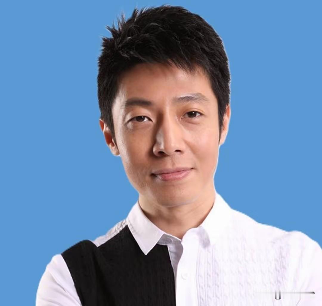 劳模称号当坚守初心，理应归属于一线实干者
 
劳动模范，是亿万劳动者心中至高无上