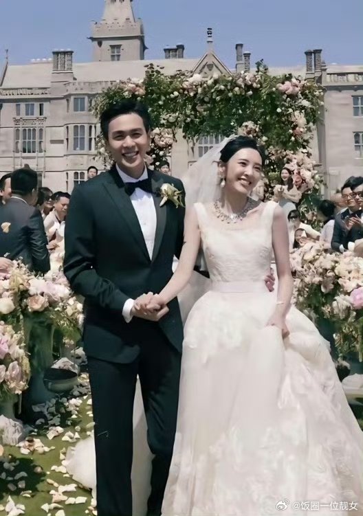 张若昀唐艺昕应该算是内娱模范夫妻了吧，低调长情、双向奔赴，把爱情过成了不炒作的偶