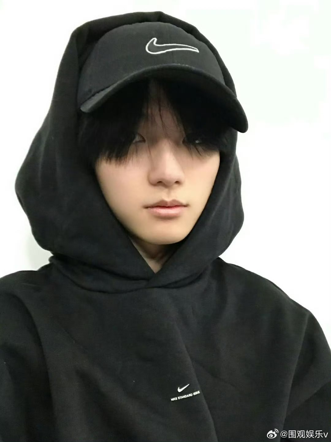 穆祉丞新鲜的自拍穆祉丞素颜live图素颜捏，气质好干净，骨相好优越 