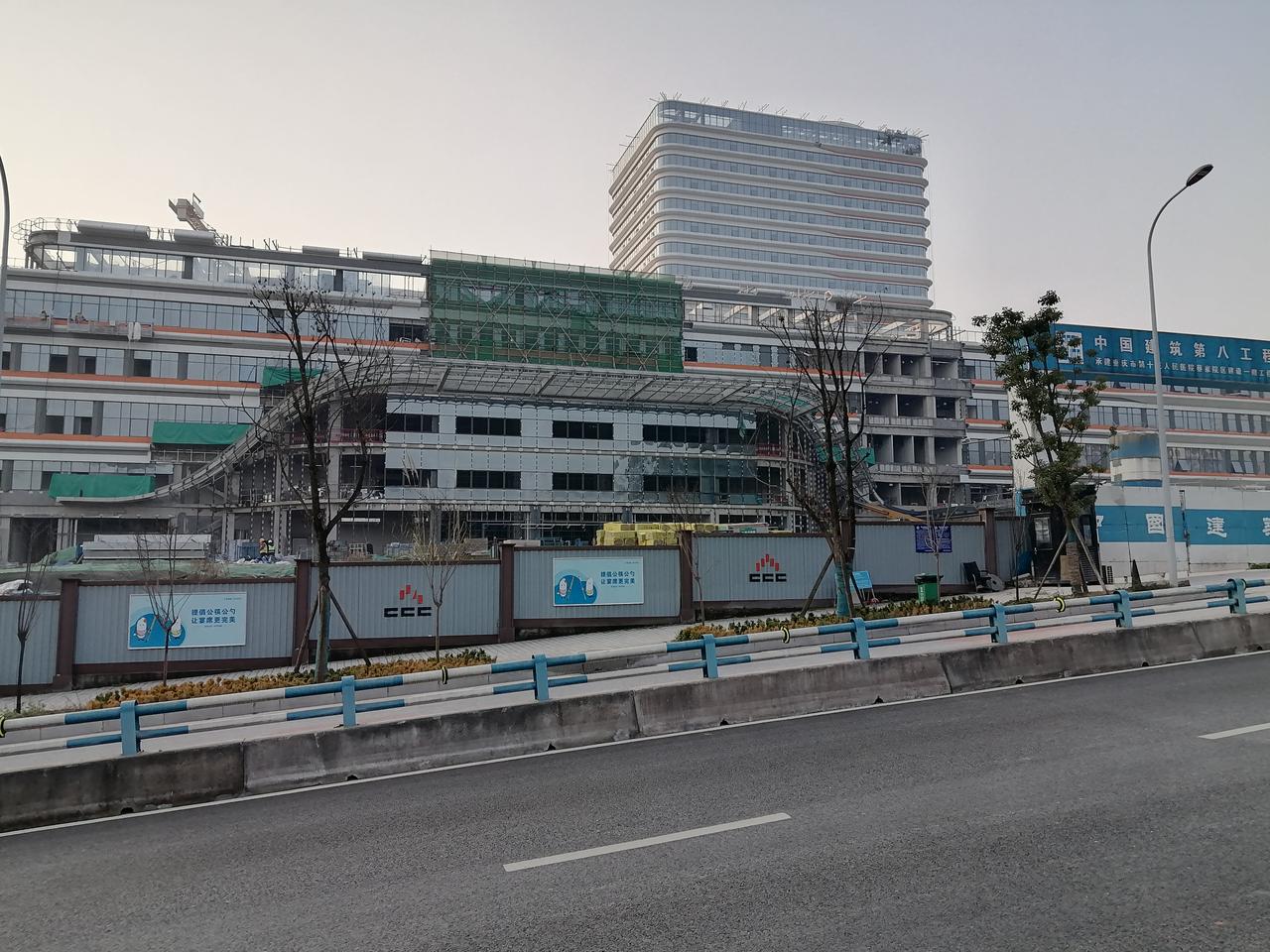 重庆市第十三人民医院总部落户蔡家，这颗医疗明珠即将璀璨绽放，为整个区域注入磅礴的