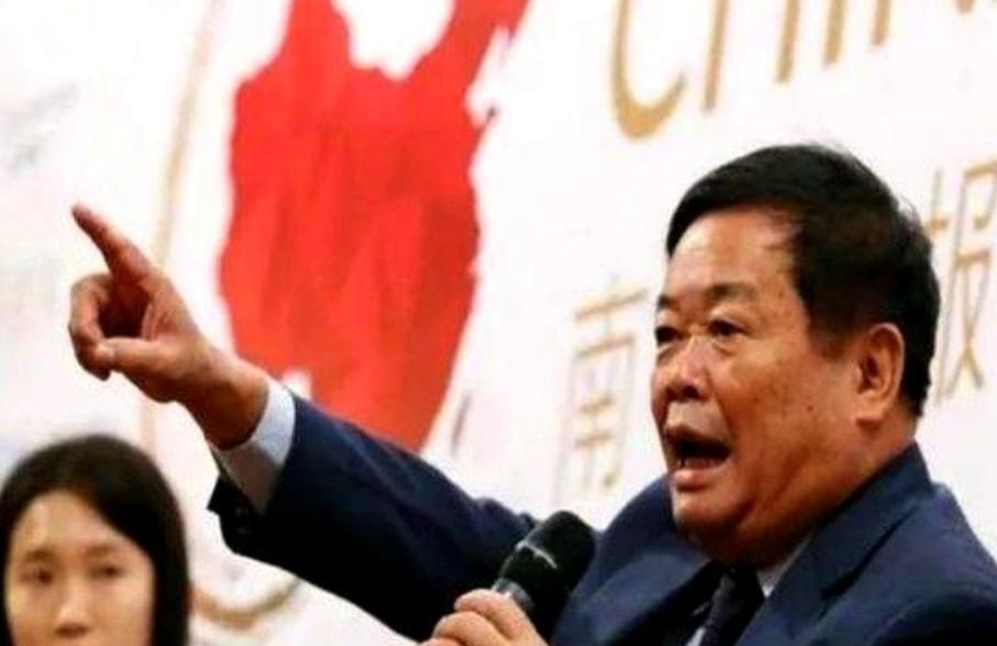 2017年，曹德旺与法国人谈合作，就在要签合同时，一位法国高管竟得意忘形地调侃中