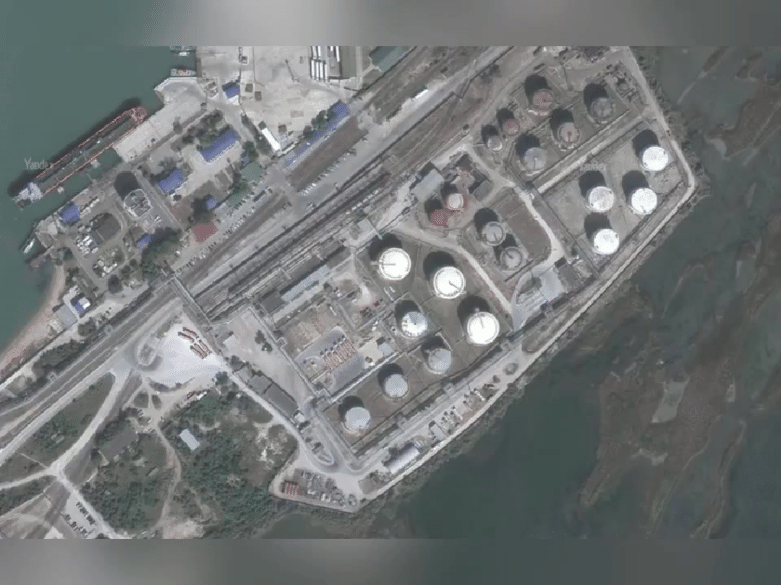 乌军“海王星”反舰导弹袭击了俄罗斯克拉斯诺达尔边疆区的石油/燃料库和码头。

这