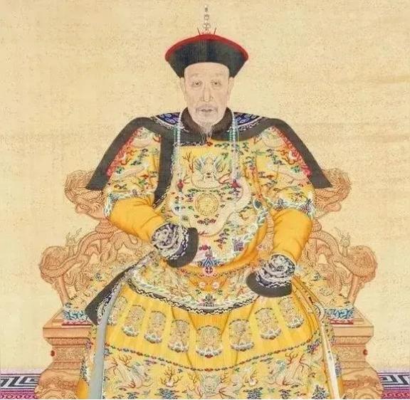 晚年的乾隆真的很糊涂吗？


乾隆皇帝晚年时，已七十三岁，西北甘肃突然爆发回民起