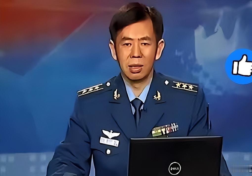 国防大学戴旭大校一语惊醒梦中人：
“敌人都到家门口了，
还纠结谁开第一枪？”
