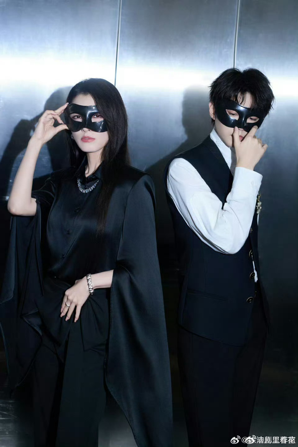 徐洁儿感谢小凯弟弟真诚永远最动人，不炒作不博热度，只凭心意默默相助，徐洁儿真挚发