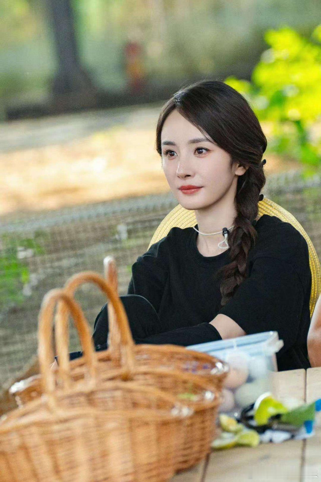 杨幂语音包上车杨幂坐上了我的副驾我看谁还不知道杨幂语音包上线啦，多种语言交流这都