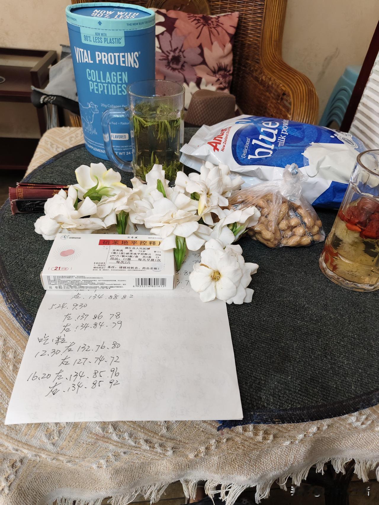 安心地睡到自然醒
昨天去了蒲江，见他精神状态挺好，我的心情顿时舒畅起来。昨晚回到