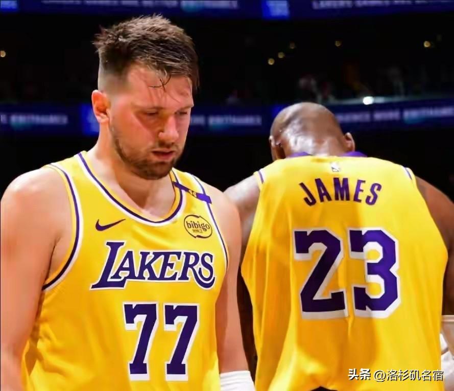 上帝啊，还好湖人今天是赢了，连续两场被绝杀的风波可算是随着战胜勇士后烟消云散了。