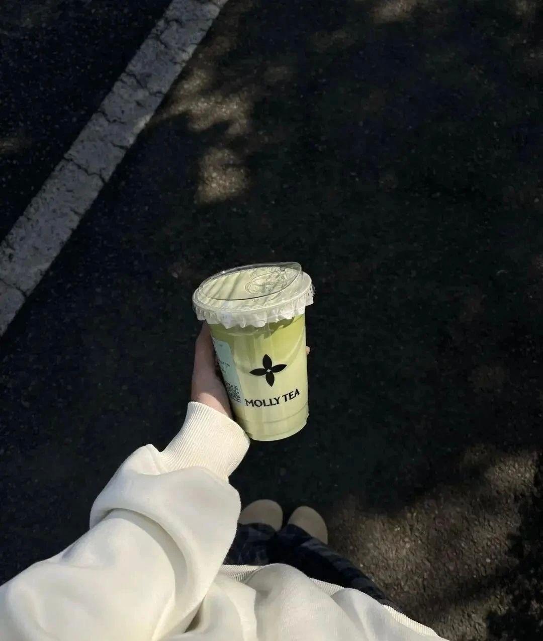 𝗟𝗲𝗶𝘀𝘂𝗿𝗲 𝗧𝗶𝗺𝗲在哄自己开心这件事上 我很擅长 ​