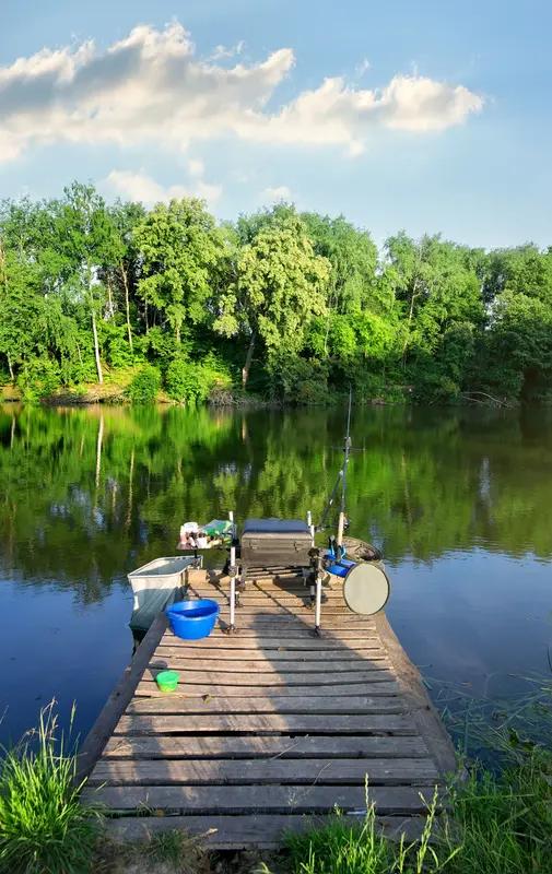我觉得
为钓鱼打造专属庇护所
要看个人对钓鱼的热爱程度
就像有男人
在极寒天气用