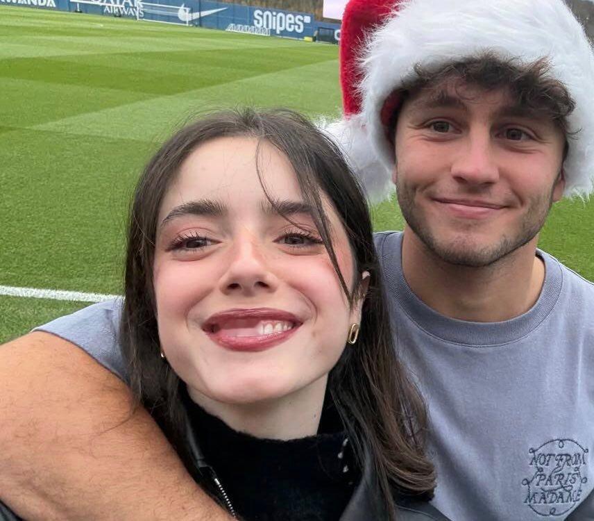 欧冠  圣诞帽子🎄巴黎圣日耳曼