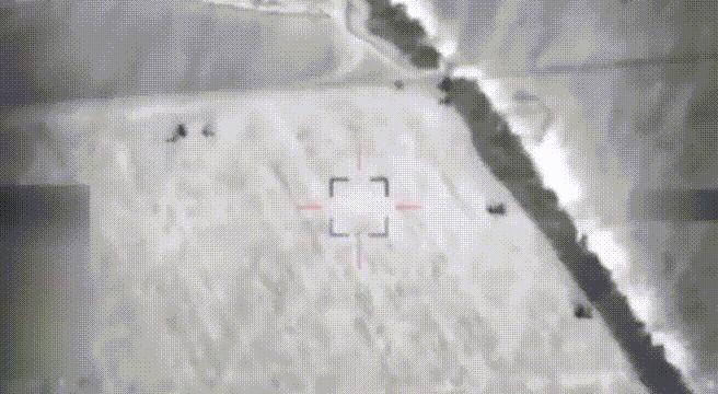 俄乌战场出现反导大战，美国战术弹道导弹成功炸了俄军S-300V反导阵地。7月16