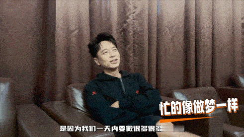#李克勤披哥加演唱会忙的像做梦一样##披荆斩棘#李克勤的披哥之旅，就像是一部励志