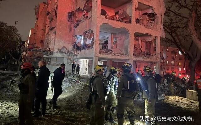 双层拦截失败，损失严重。内塔尼亚胡承认：这是个艰难的晚上。
以色列媒体报道：21