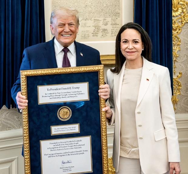 彻底怒了！委内瑞拉反对派领导人马查多将自己获得的诺贝尔和平奖授予特朗普之后，彻底