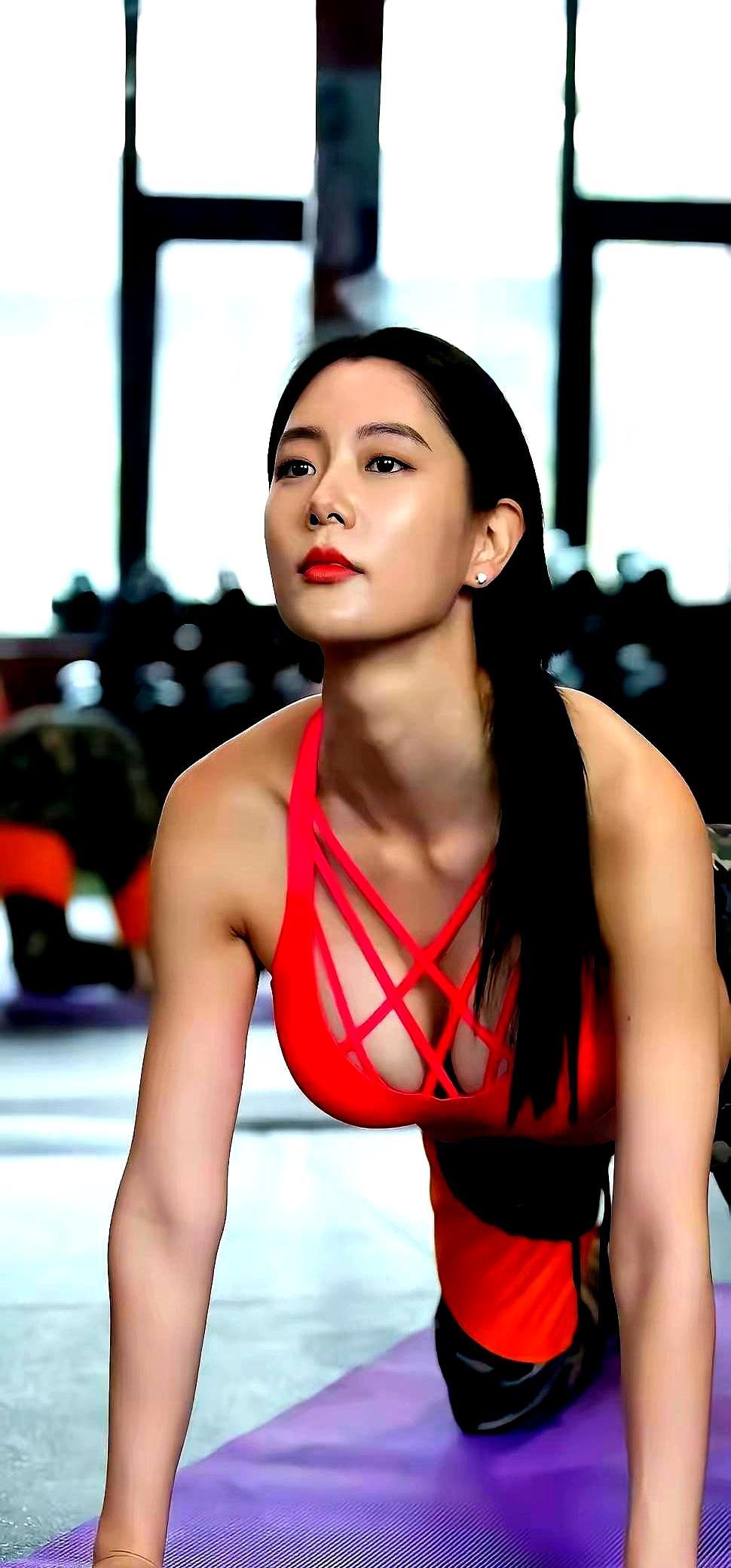 嫁MIT富豪，住81亿豪宅，6年后她说不要就不要了。39岁的亚洲第一美克拉拉，协