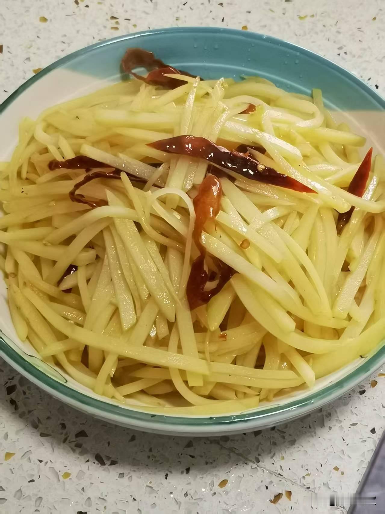 而不顺的时候也不要埋怨和忧伤，因为你所经历的痛苦和磨难都在消你之前的业或消掉后面