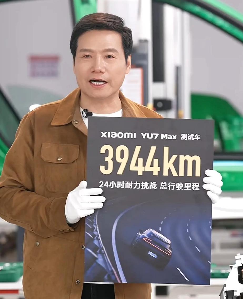 雷军拆车直播也是给整个行业做了典范，敢于直面网络热议，敢于拆车给大家看。
虽然直