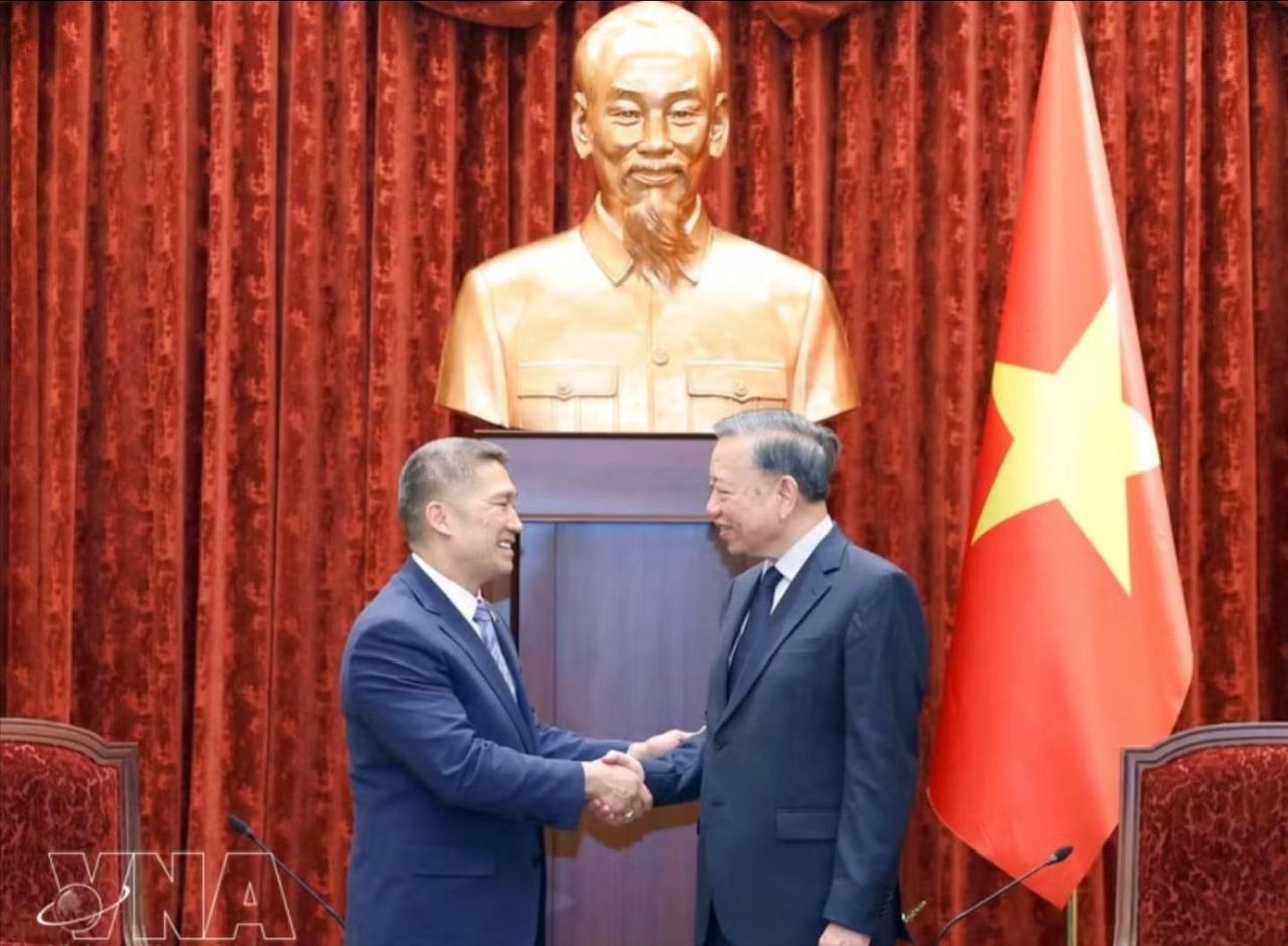 谁也没想到，一场看似温情的认祖表态，竟藏着美国布局东南亚的深层狠棋，悄然搅动整个