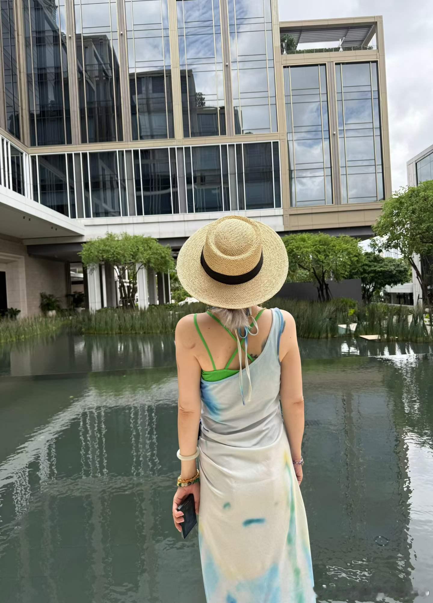 在曼谷湄南河旁发现一家把「艺术 + 度假 + 美食」玩到极致的神仙酒店2020 
